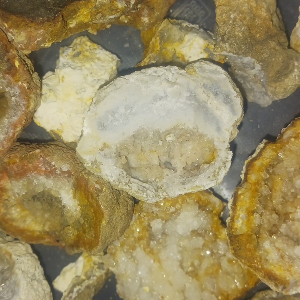 Natural Geode Stone Set - Picture 7 of 8